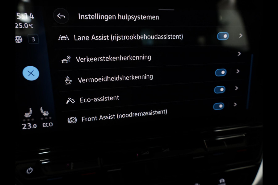 Volkswagen ID.4 Business 77 kWh 204 pk | Navigatie | Trekhaak (wegklapbaar) | Parkeersensoren | Achteruitrijcamera | Matrix LED koplampen | Apple Carplay/Android Auto |