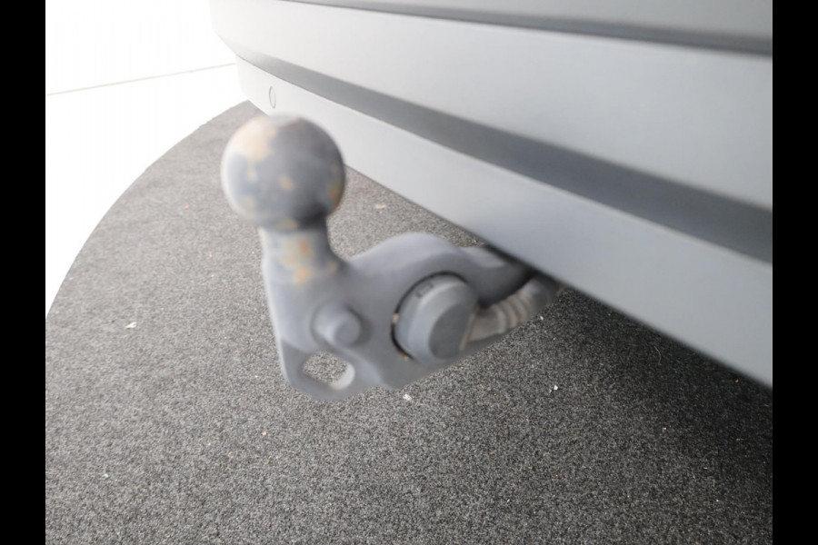 Volkswagen ID.4 Business 77 kWh 204 pk | Navigatie | Trekhaak (wegklapbaar) | Parkeersensoren | Achteruitrijcamera | Matrix LED koplampen | Apple Carplay/Android Auto |