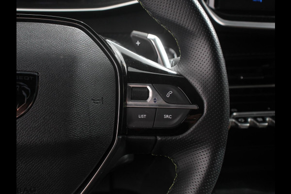 Peugeot 2008 1.2 GT Automaat Climate control Cruise control Apple Carplay/ Android Auto led Lichtmetalen velgen Parkeersensoren Camera