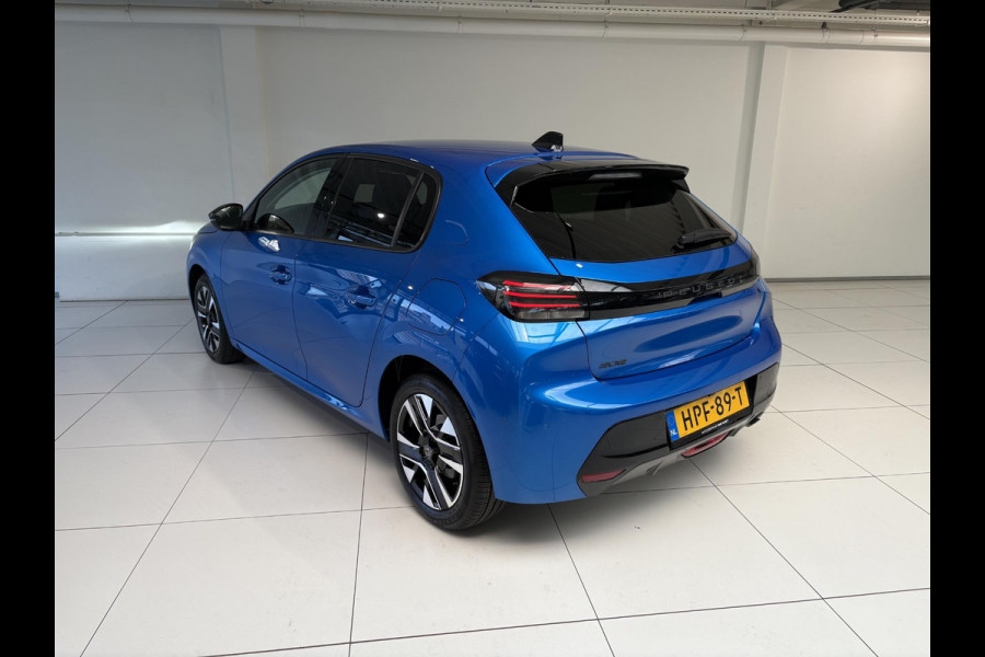 Peugeot 208 1.2 PureTech 100 Allure | Navigatie | Camera voor en achter | Blind Spot Monitor |