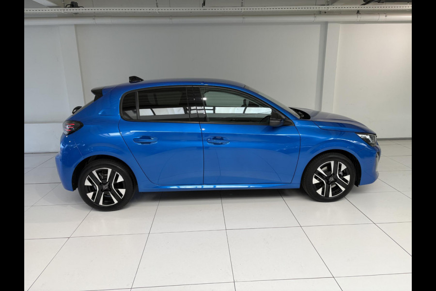 Peugeot 208 1.2 PureTech 100 Allure | Navigatie | Camera voor en achter | Blind Spot Monitor |