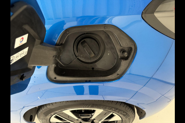 Peugeot 208 1.2 PureTech 100 Allure | Navigatie | Camera voor en achter | Blind Spot Monitor |
