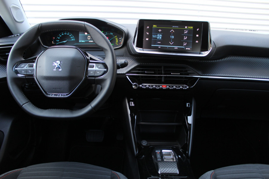 Peugeot e-2008 EV Active 50 kWh | Camera | Carplay | Cruise