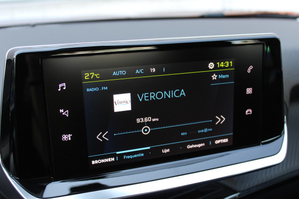 Peugeot e-2008 EV Active 50 kWh | Camera | Carplay | Cruise