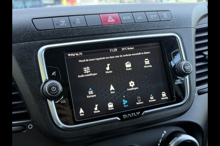 Iveco Daily 35C18H 3.0 Bakwagen met laadklep | Zijdeur | Trekhaak | Dubbel lucht | Navi | Cruisec. | LED