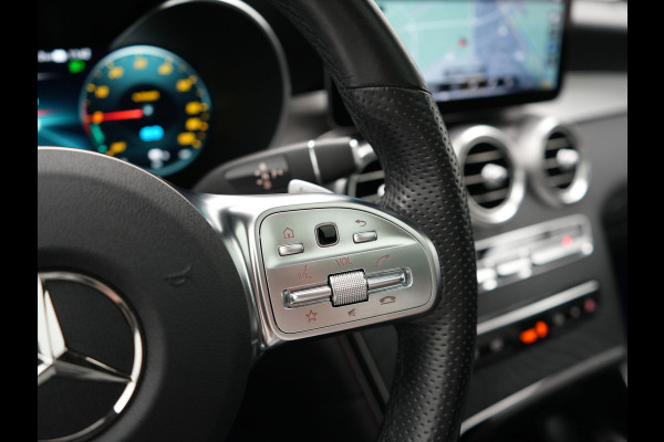 Mercedes-Benz GLC 300e 4MATIC Business Solution AMG 320pk Dealer O.H. | Trekhaak Afn. | Panodak | Camera | Alcantara Sportstoelen Verwarmd | Sfeerverlichting | Apple Carplay | Cruise Control | Navigatie | DAB | 19"L.M | Plug In Hybrid |
