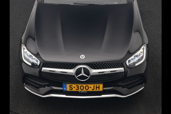 Mercedes-Benz GLC 300e 4MATIC Business Solution AMG 320pk Dealer O.H. | Trekhaak Afn. | Panodak | Camera | Alcantara Sportstoelen Verwarmd | Sfeerverlichting | Apple Carplay | Cruise Control | Navigatie | DAB | 19"L.M | Plug In Hybrid |