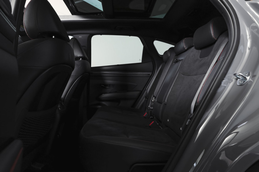 Hyundai Tucson 1.6 T-GDI HEV N Line Sky Orig. NL | S/K-Panodak | Adapt. Cruise | Stoel-+Stuurverw. | PDC | 360 Camera | NAV+App. Connect | ECC | Afn. Trekhaak | LM 19" |