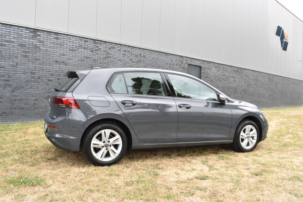 Volkswagen Golf 1.0 eTSI Life Business Automaat Navigatie
