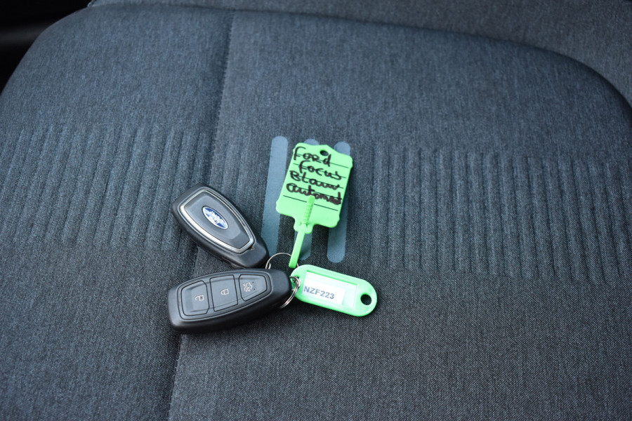 Ford Focus 1.0 92 kW AT Active MHEV Automaat Navigatie Pdc Stoel/stuur verwarming