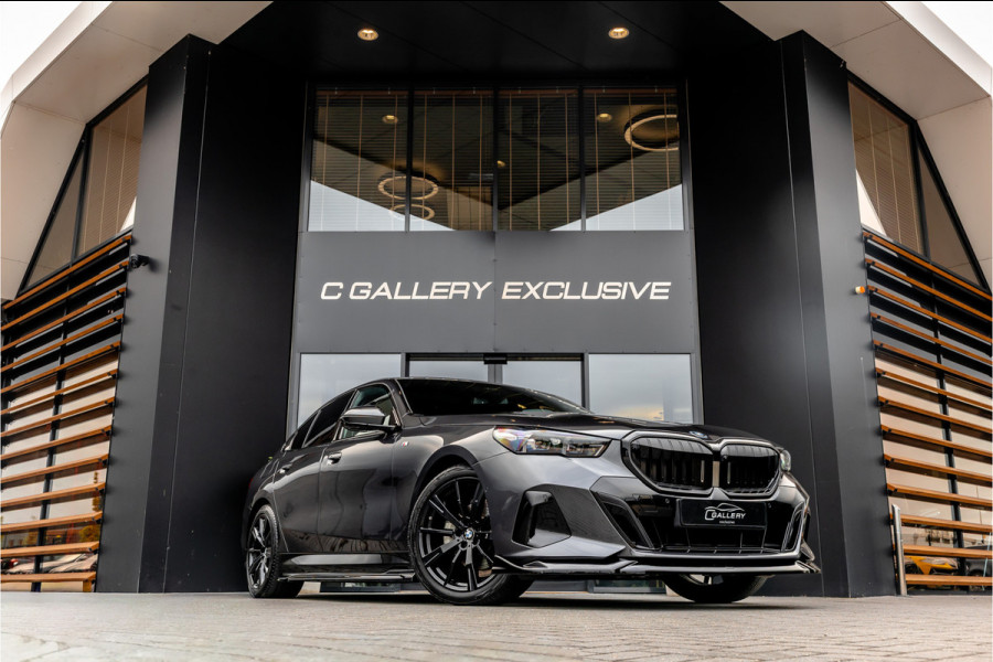 BMW 5 Serie 530e M Sport Edition - Maxton Bodykit | Panorama | H&K | Stoelkoeling | Memory