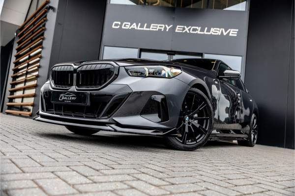 BMW 5 Serie 530e M Sport Edition - Maxton Bodykit | Panorama | H&K | Stoelkoeling | Memory