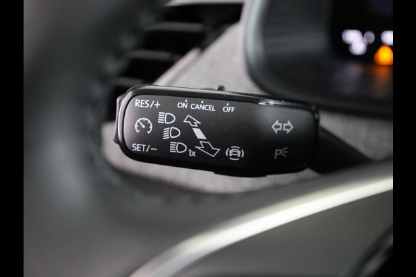 Škoda Kamiq Selection 1.0 TSI 115 pk 6 versn. Hand | Wegklapbare Trekhaak