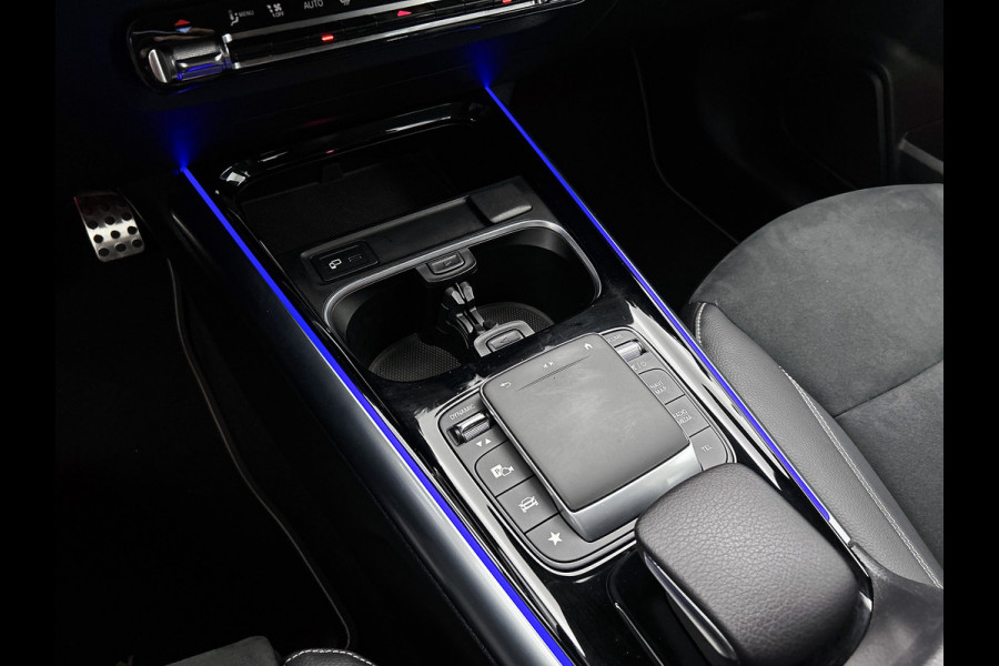 Mercedes-Benz B-Klasse 250 e AMG Plug-In Hybride LIchtmetalen velgen | navigatie | MBUX wide screen| Sfeerverlichting | Night Pakket | Neerklapbare ach Inclusief 24 maanden MB Certified garantie voor Europa.