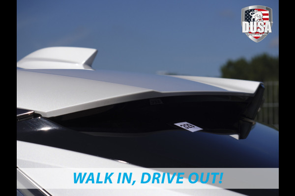 Cadillac Lyriq | Sport 600e | AWD | Nieuw Binnen! Crystal White Tricoat | EV