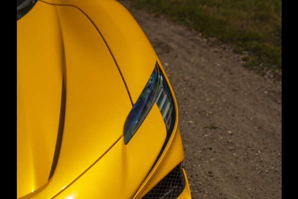 Ferrari SF90 Stradale 4.0 V8 | Full carbon | Giallo Triplo Strato | Atelier Car | Lift | Warranty 05-2027