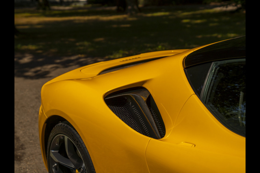 Ferrari SF90 Stradale 4.0 V8 | Full carbon | Giallo Triplo Strato | Atelier Car | Lift | Warranty 05-2027