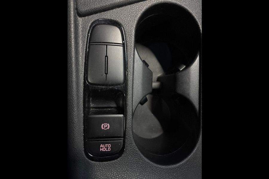 Kia Niro 1.6 GDi Hybrid DynamicLine Trekhaak, Carplay,