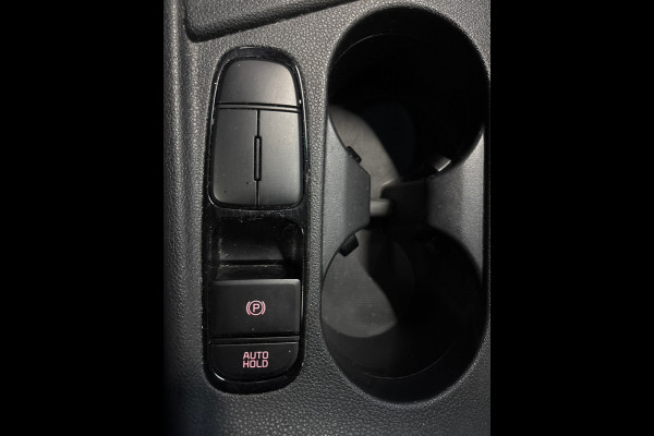 Kia Niro 1.6 GDi Hybrid DynamicLine Trekhaak, Carplay,