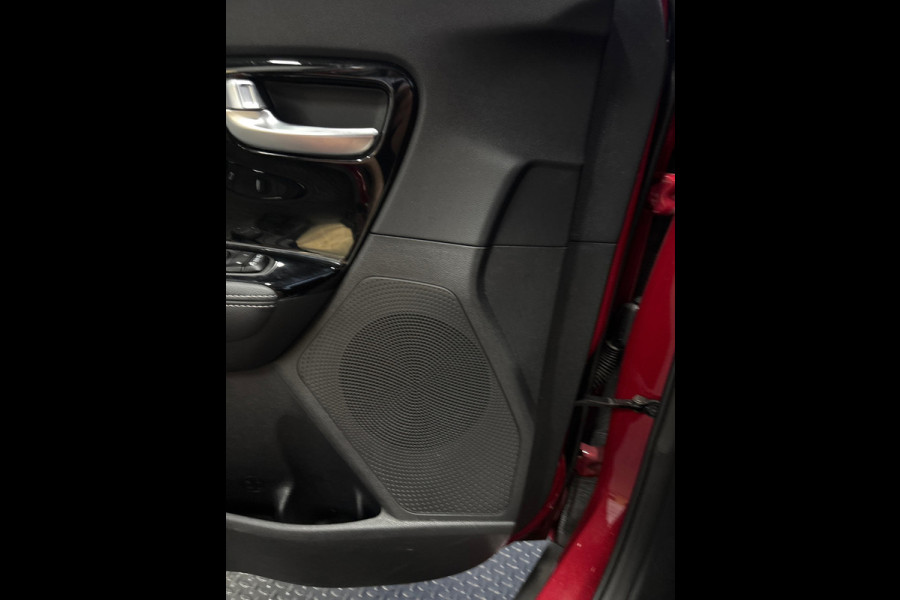 Kia Niro 1.6 GDi Hybrid DynamicLine Trekhaak, Carplay,