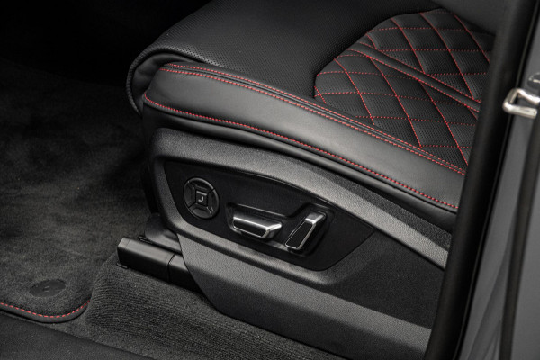 Audi Q8 60 TFSI e quattro Pro Line S Competition *Audi Exclusive / Bang & Olufsen Advanced / Stoelventilatie + Massage / AWD-Besturing / Soft-Close / HUD / Carbon Interieur*