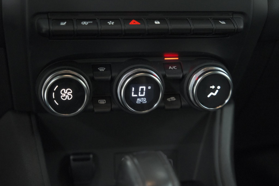 Renault Captur Mild Hybrid 140 EDC Intens | Camera | Navigatie | Parkeersensoren | Stoelverwarming