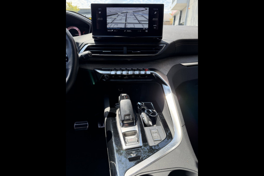 Peugeot 3008 1.2 PureTech GT Line - AUTOMAAT I Navigatie / Apple CarPlay I Airco I Leer I Sport pakket I Dealer onderhouden