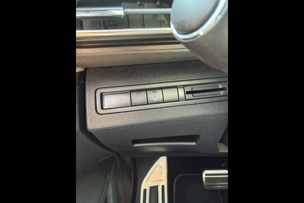 Peugeot 3008 1.2 PureTech GT Line - AUTOMAAT I Navigatie / Apple CarPlay I Airco I Leer I Sport pakket I Dealer onderhouden