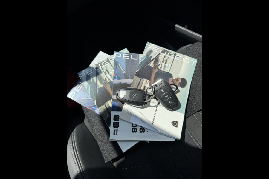 Peugeot 3008 1.2 PureTech GT Line - AUTOMAAT I Navigatie / Apple CarPlay I Airco I Leer I Sport pakket I Dealer onderhouden