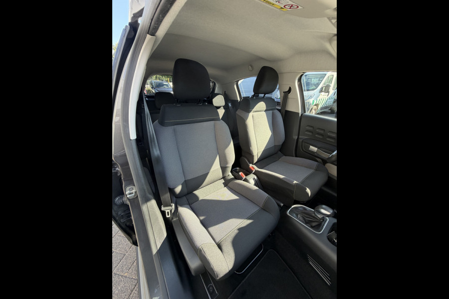 Citroën C3 110pk Shine (Keyless Entry - Camera - Navigatie - Automatische Airco - Apple Carplay - 17"- Dodehoek detectie)