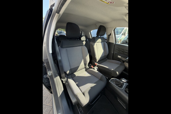 Citroën C3 110pk Shine (Keyless Entry - Camera - Navigatie - Automatische Airco - Apple Carplay - 17"- Dodehoek detectie)