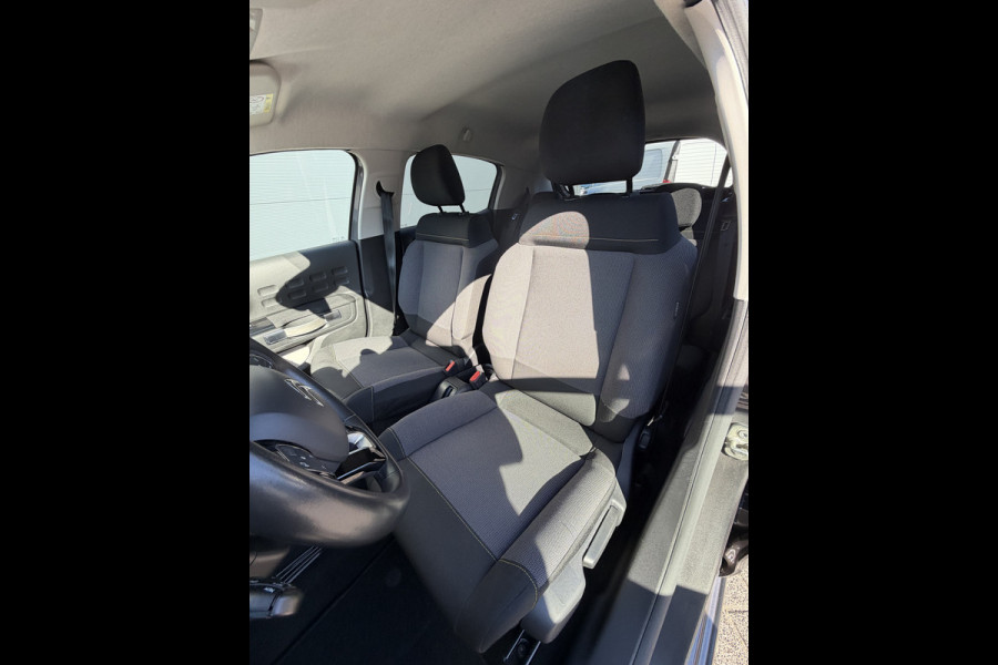 Citroën C3 110pk Shine (Keyless Entry - Camera - Navigatie - Automatische Airco - Apple Carplay - 17"- Dodehoek detectie)