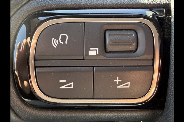 Citroën C3 110pk Shine (Keyless Entry - Camera - Navigatie - Automatische Airco - Apple Carplay - 17"- Dodehoek detectie)