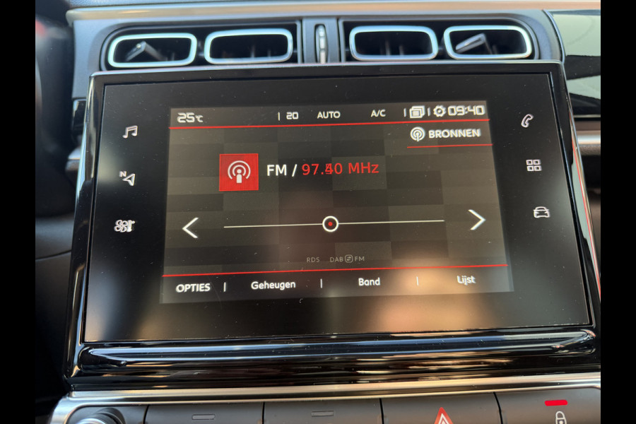 Citroën C3 110pk Shine (Keyless Entry - Camera - Navigatie - Automatische Airco - Apple Carplay - 17"- Dodehoek detectie)