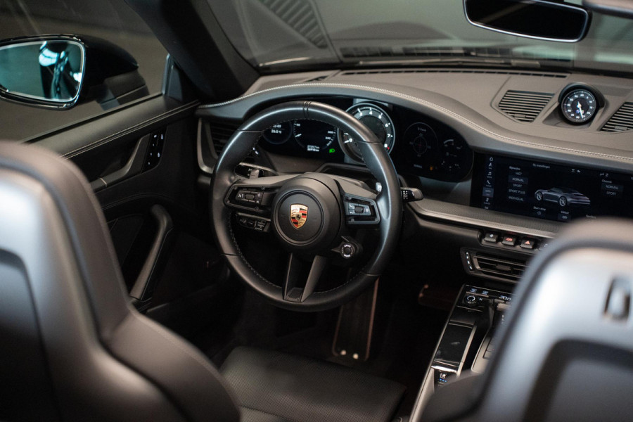 Porsche 911 Cabrio 3.0 Carrera 4S *BOSE / Vierwielbesturing / Stoelventilatie / Sport-uitlaat / 18-Wegs / Sport-Chrono / HD Matrix-LED*