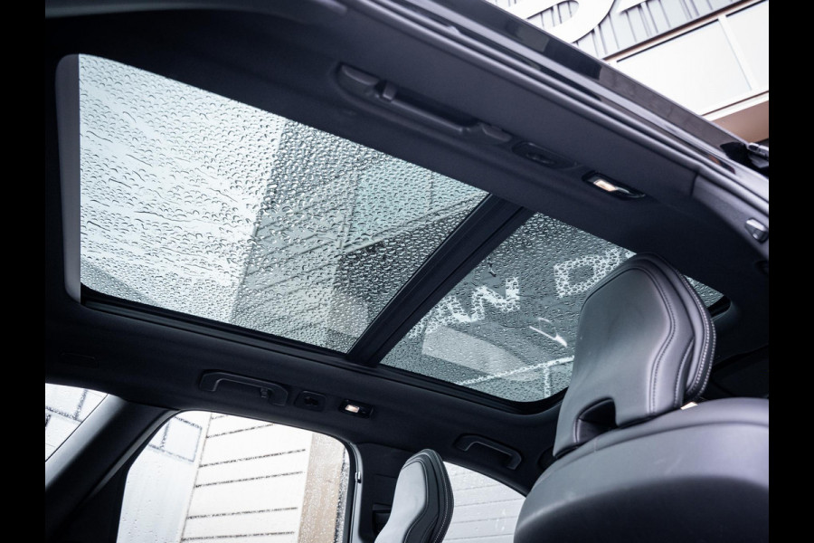 Volvo XC60 2.0 T6 Plug-in hybrid AWD Plus Black Edition - Pano l H&K l Mem. l Trekhaak