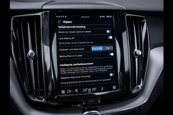 Volvo XC60 2.0 T6 Plug-in hybrid AWD Plus Black Edition - Pano l H&K l Mem. l Trekhaak