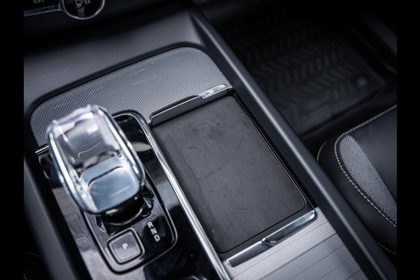 Volvo XC60 2.0 T6 Plug-in hybrid AWD Plus Black Edition - Pano l H&K l Mem. l Trekhaak