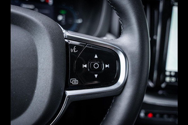 Volvo XC60 2.0 T6 Plug-in hybrid AWD Plus Black Edition - Pano l H&K l Mem. l Trekhaak