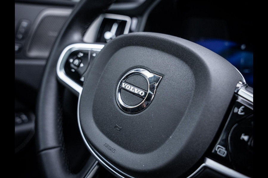 Volvo XC60 2.0 T6 Plug-in hybrid AWD Plus Black Edition - Pano l H&K l Mem. l Trekhaak
