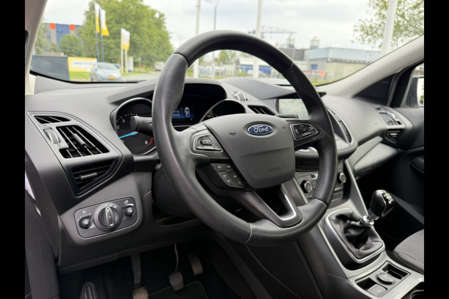 Ford Kuga BWJ 2019 | 1.5T 120PK Trend Ultimate | TREKHAAK | CARPLAY | CLIMA | NAVI | CRUISE |
