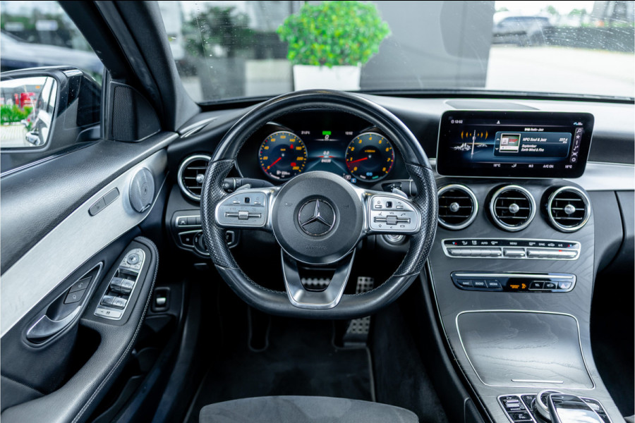 Mercedes-Benz C-Klasse C200 Premium Pack - AMG Line | Panorama | Burmester | Cruise Control | Camera
