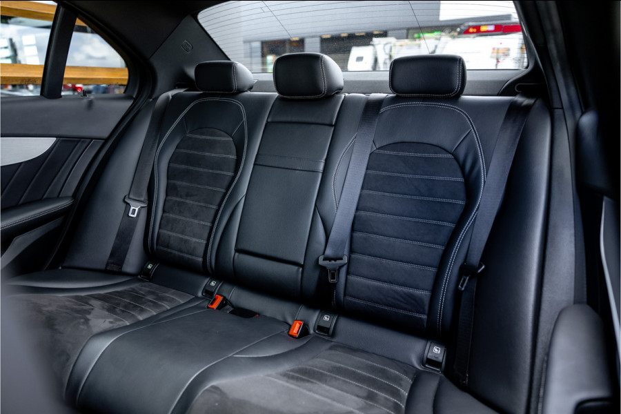 Mercedes-Benz C-Klasse C200 Premium Pack - AMG Line | Panorama | Burmester | Cruise Control | Camera
