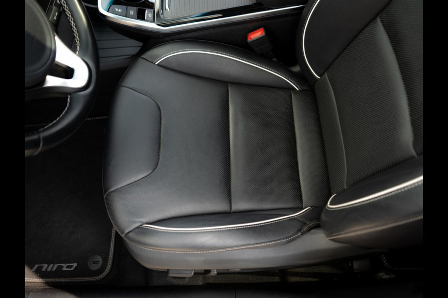 Kia e-Niro ExecutiveLine 64 kWh | Stoelverwarming/-ventilatie | Stuurverwarming | Schuif/-kanteldak | JBL | Achteruitrijcamera | Navi | PDC voor & achter