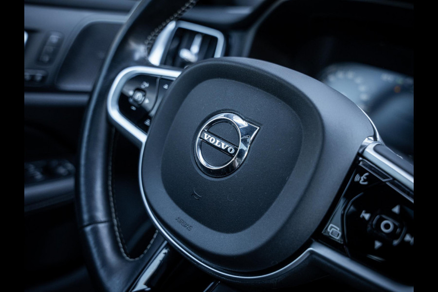 Volvo V60 2.0 T8 Recharge AWD Dark R-Design - Pano l HUD l Memory l Hkardon