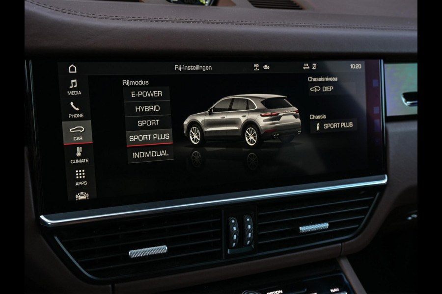 Porsche Cayenne 3.0 E-Hybrid NL-Auto | Panoramadak | Bose | 360 Camera | Soft Close | Sport Chrono | 14-Wegs Memory Seats | Ambiance Interieur | Luchtvering | Stoelverwarming |