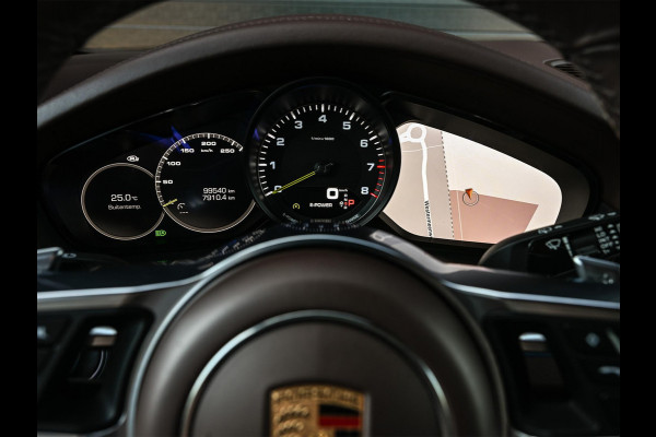 Porsche Cayenne 3.0 E-Hybrid NL-Auto | Panoramadak | Bose | 360 Camera | Soft Close | Sport Chrono | 14-Wegs Memory Seats | Ambiance Interieur | Luchtvering | Stoelverwarming |