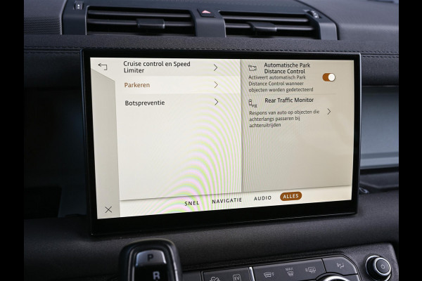 Land Rover Defender 110 2.0 P400e 110 X-Dynamic S | Panoramadak | 360 Camera | Adaptive Cruise Control | Stuur + Stoelverwarming | Trekhaak | Keyless Entry |