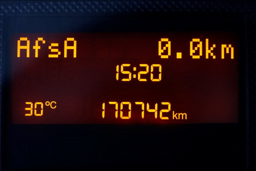 Peugeot Boxer 335 2.2 BlueHDi 140pk L3H3 Premium Airco/Camera 04-2022