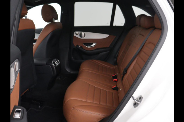 Mercedes-Benz GLC 300e 4MATIC Business Solution AMG | Panoramadak | Leder | 360 camera | Cruise control | Carplay | Sfeerverlichting | Burnmeister surround | Climate control |